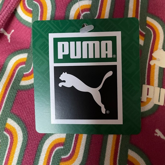 NWT- Puma Classics 70s Printed Fleece Hoodie for Women, fleece lined, size XS - Picture 8 of 12